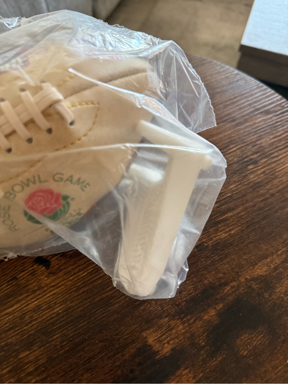 Commemorative White Rose Bowl 2002 Football - AT&T - Picture 4 of 8